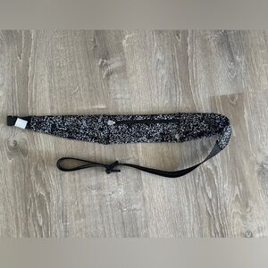 Lululemon Fast and Free Running Belt - like new!